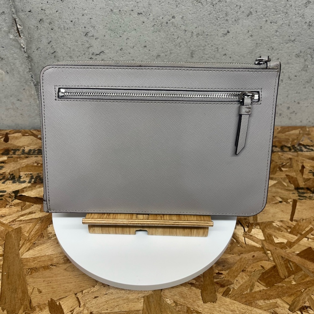 Kate Spade - Picture 2 of 5
